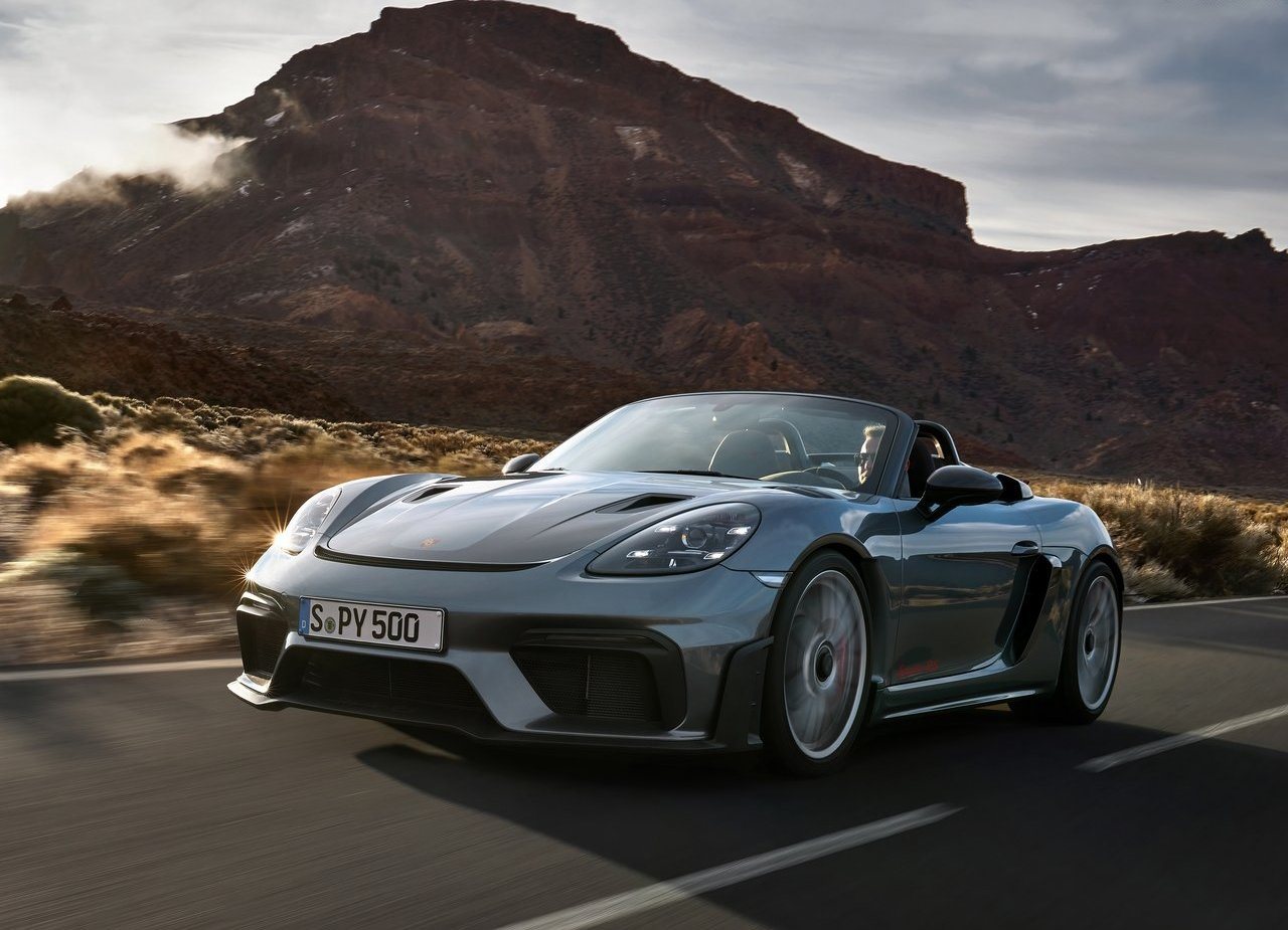 PORSCHE 718 SPYDER RS