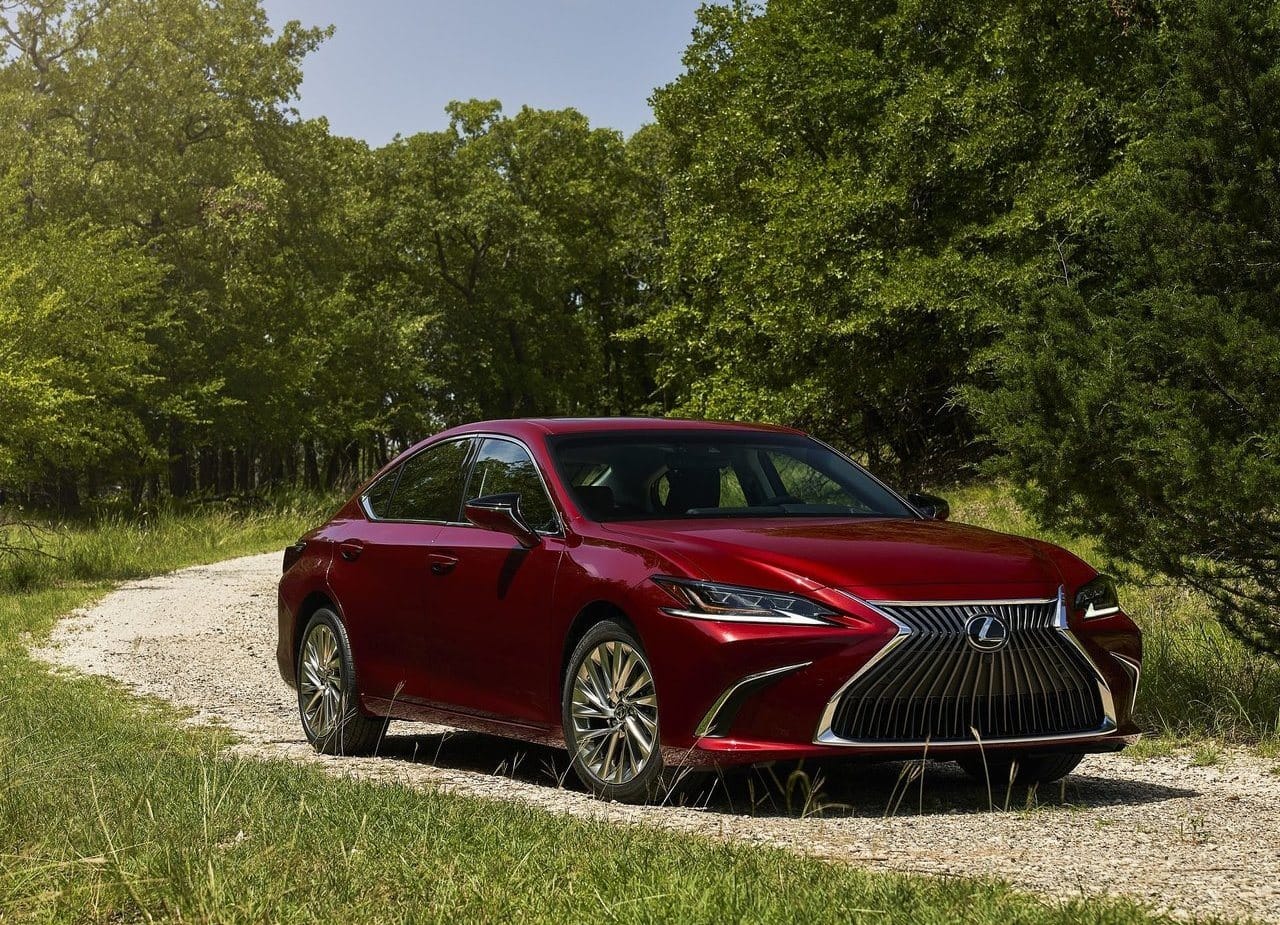 Lexus ES 2024