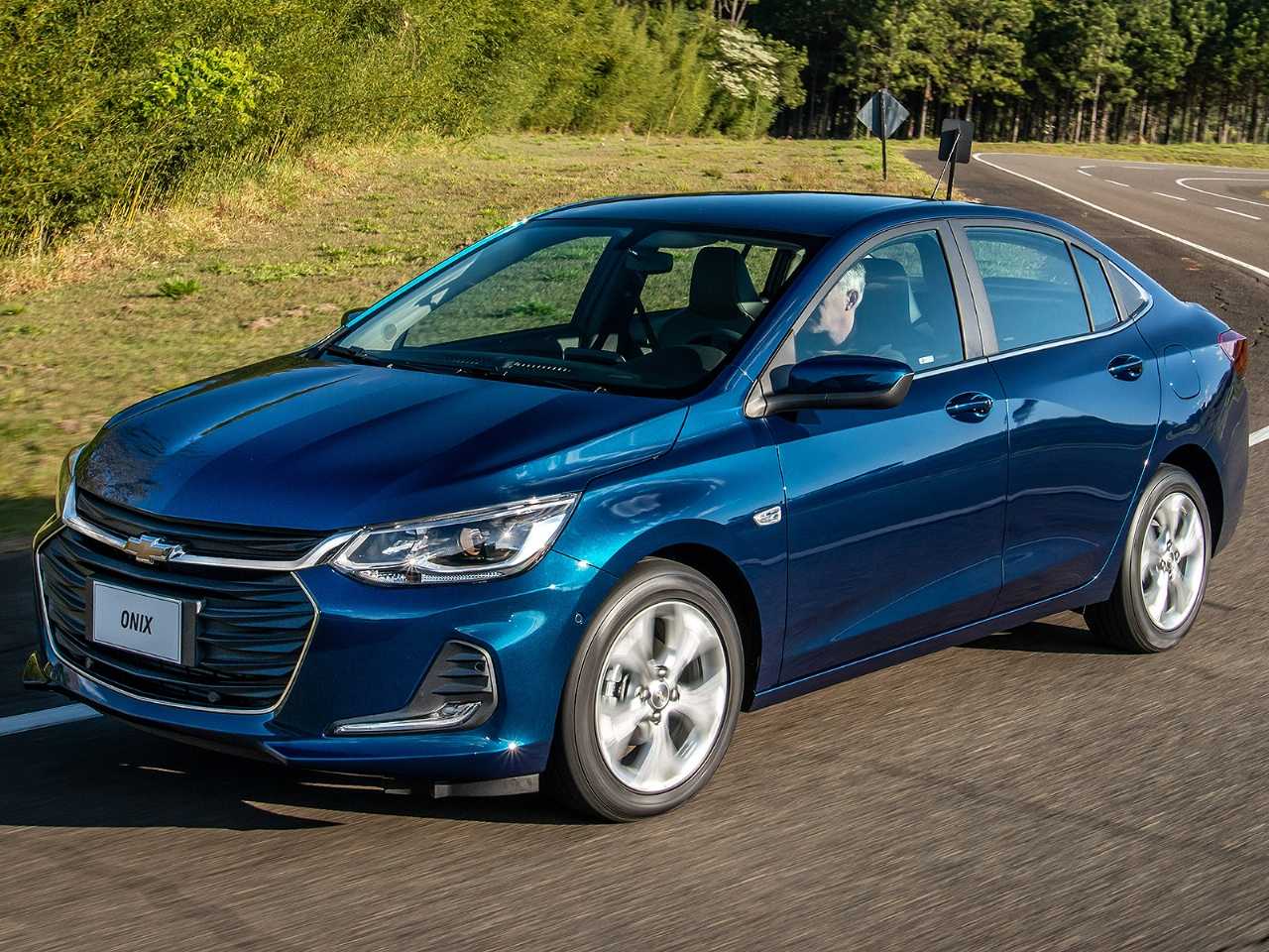 Chevrolet Onix Plus