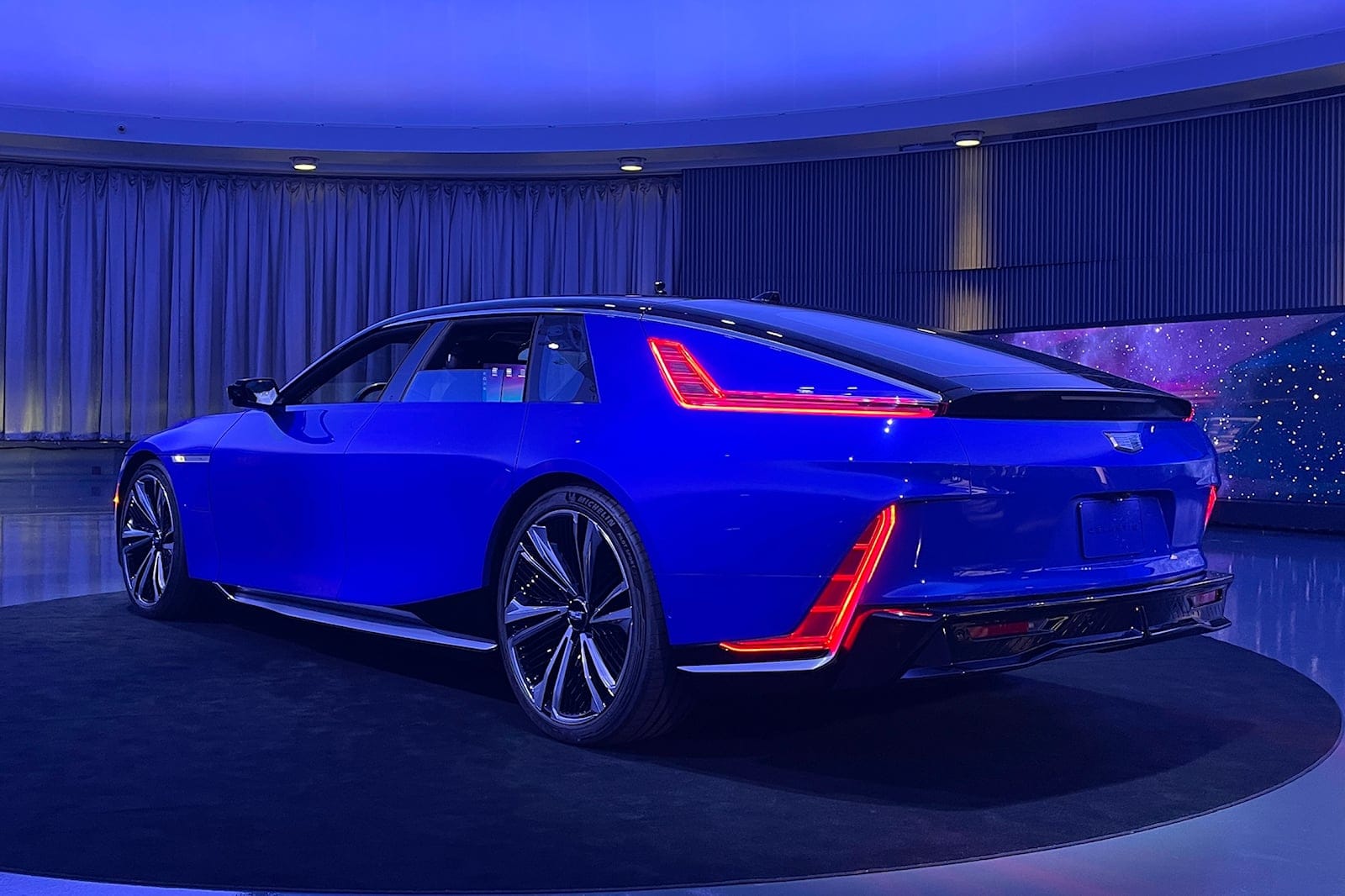 cadillac celestiq