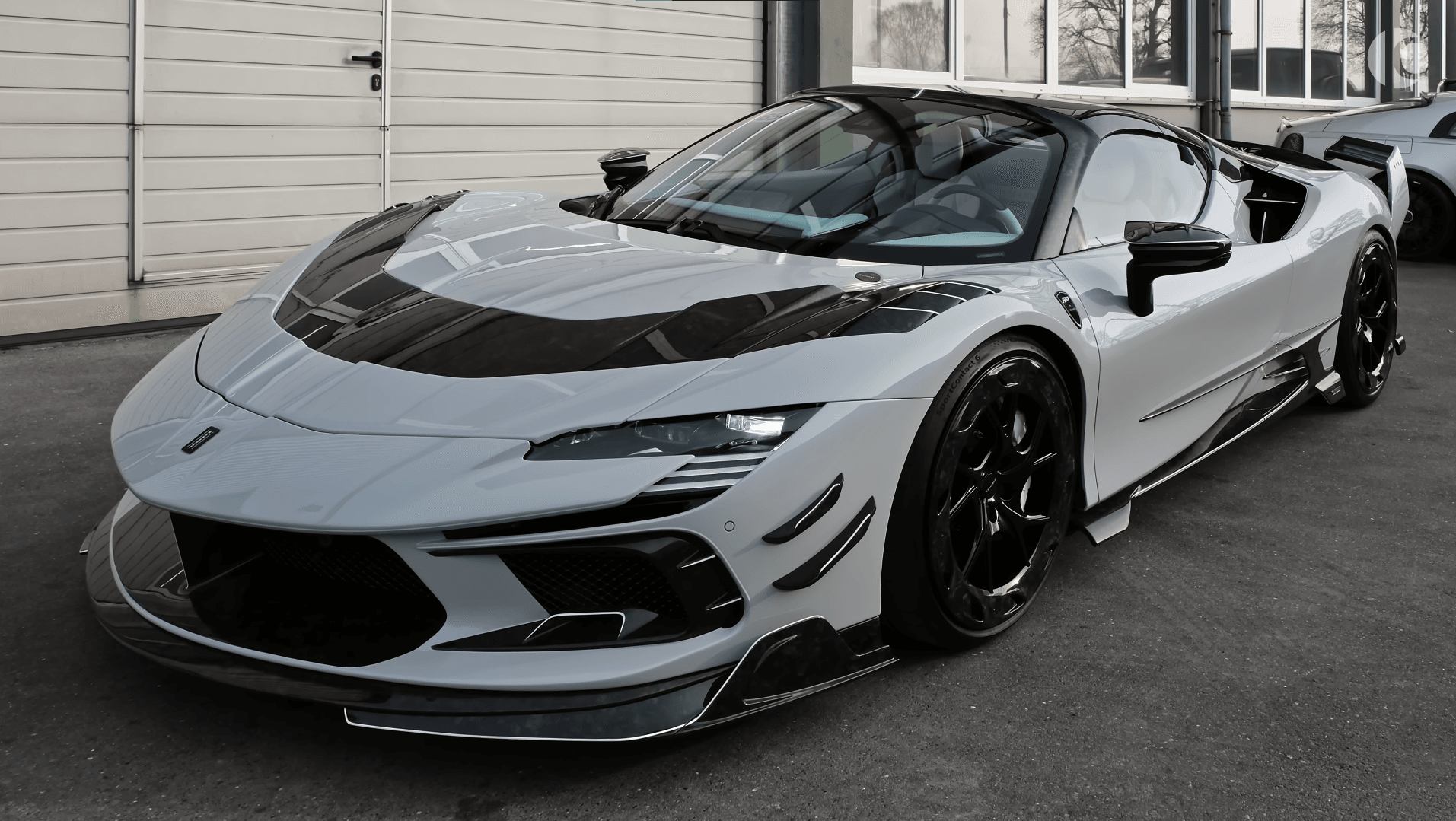 Ferrari SF90 MANSORY 2023