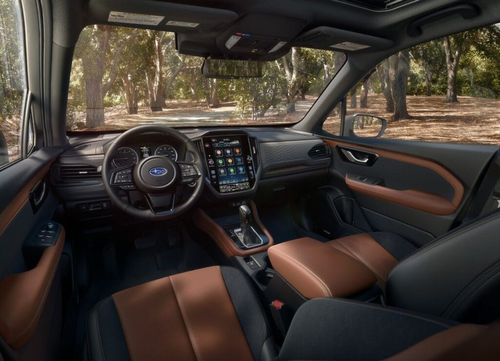 2025 - SUBARU FORESTER