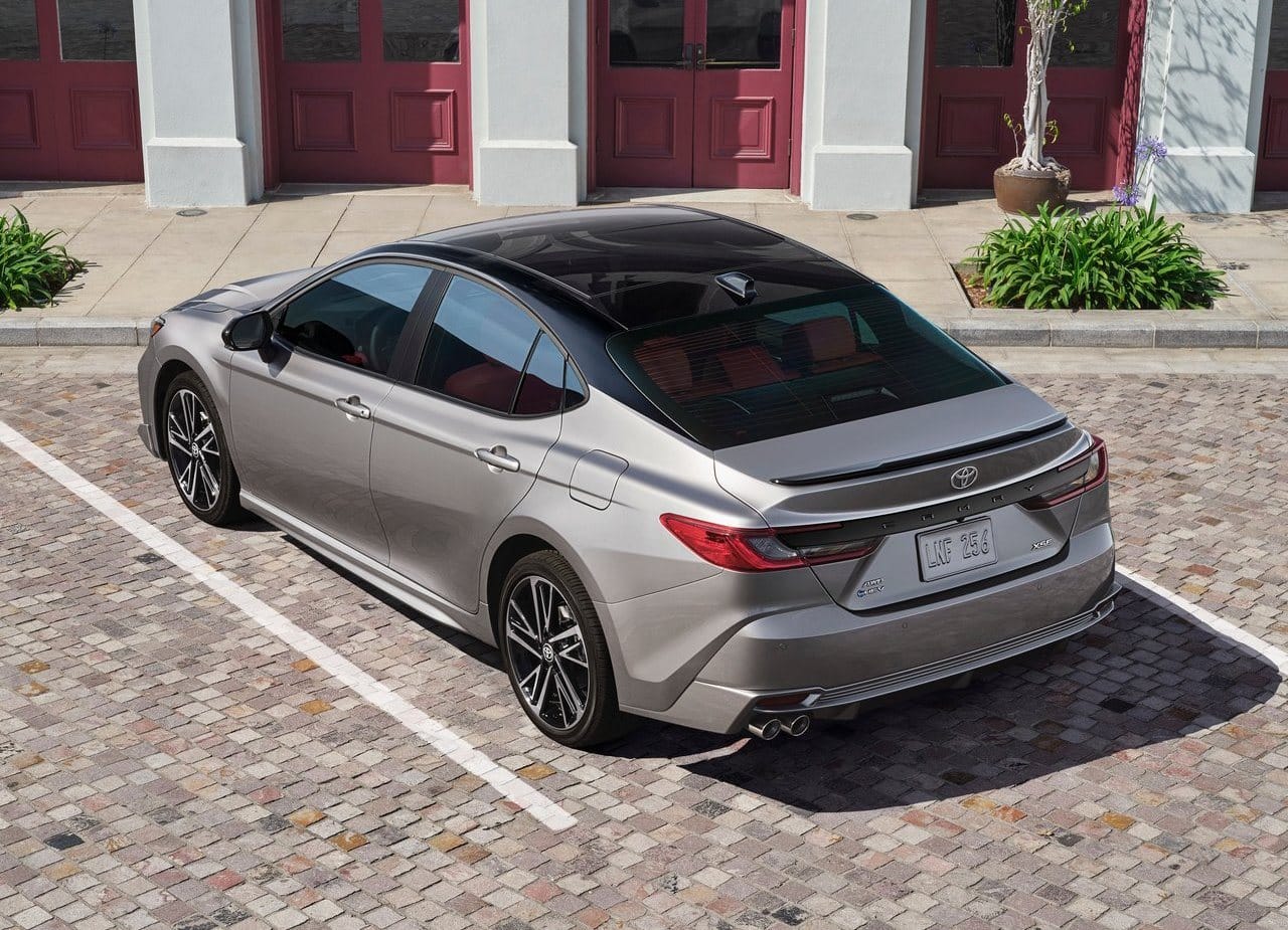 Toyota Camry 2025