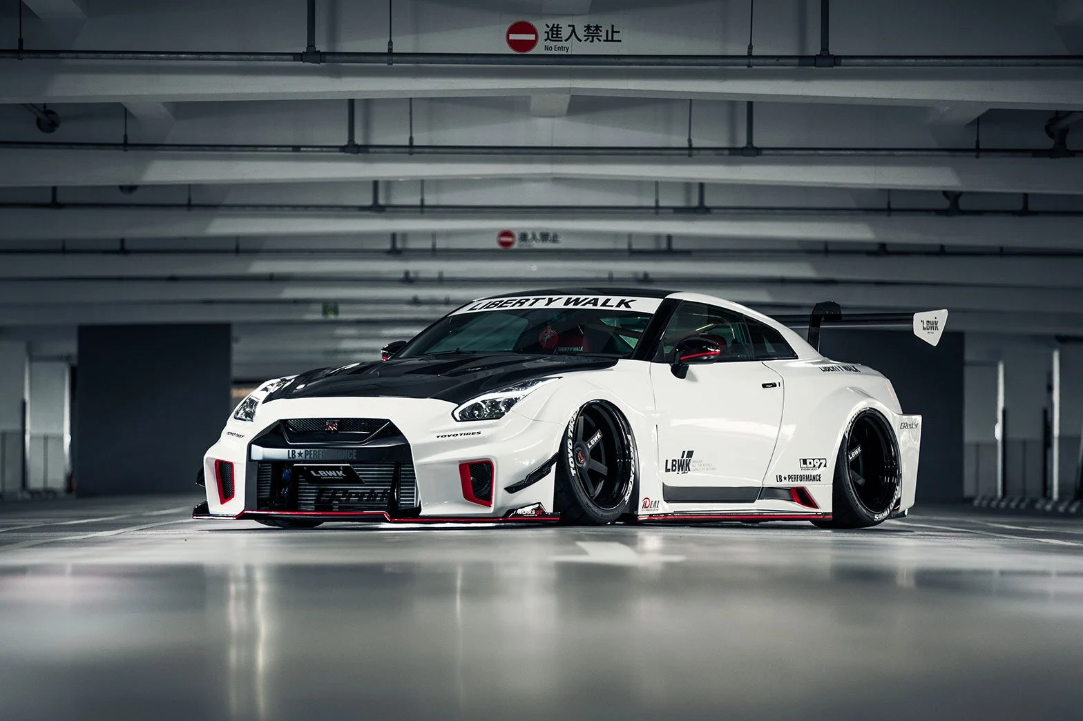 Nissan GT-R R35