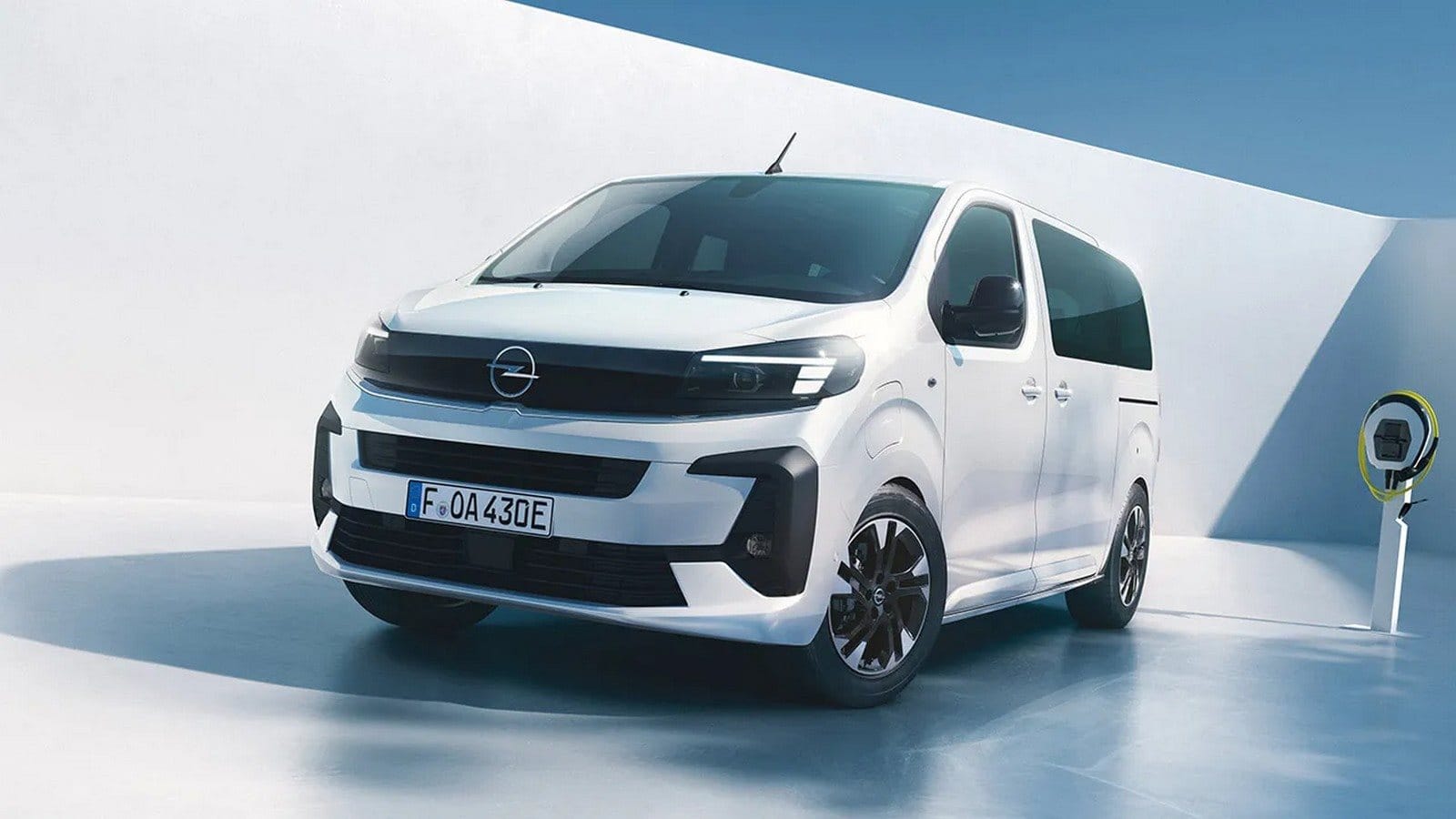 Opel Zafira Eletric 2024