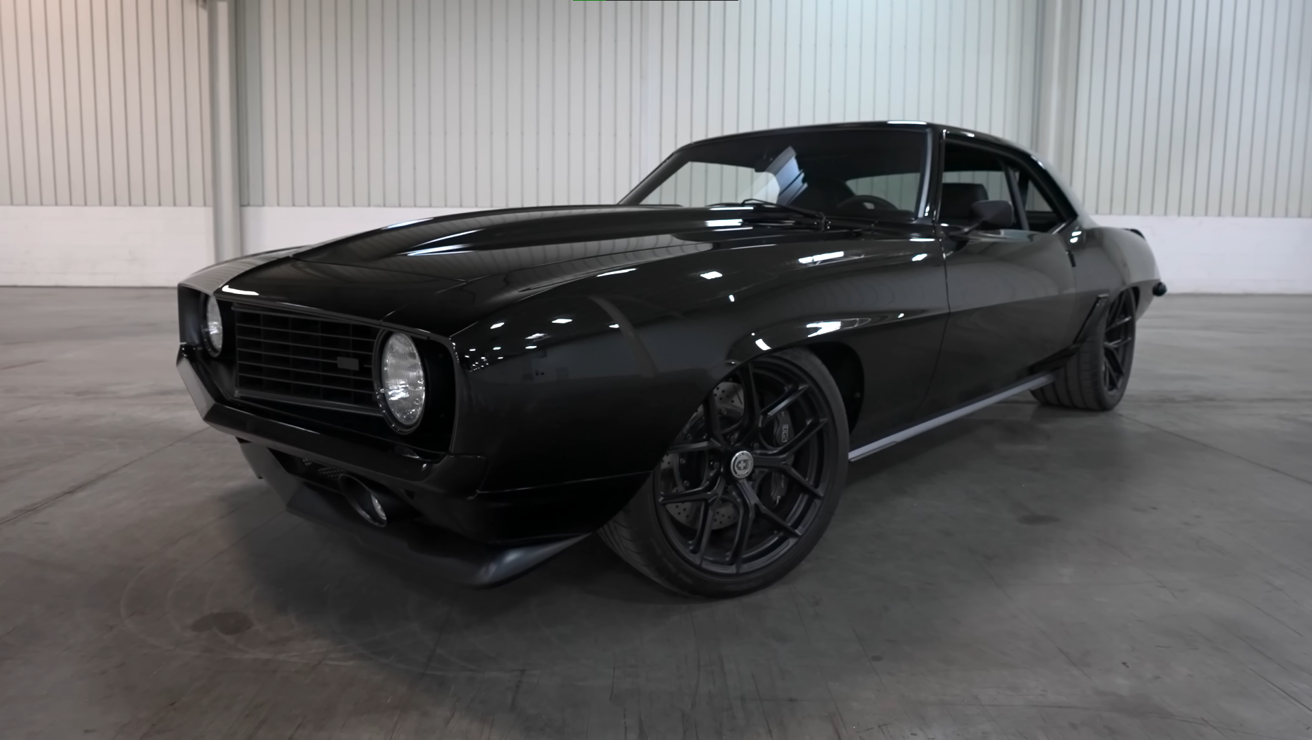 Camaro-1969-de-oe Rogan-The-Roadster-Shop