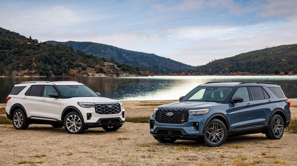 Ford Explorer ST & Platinum 2025