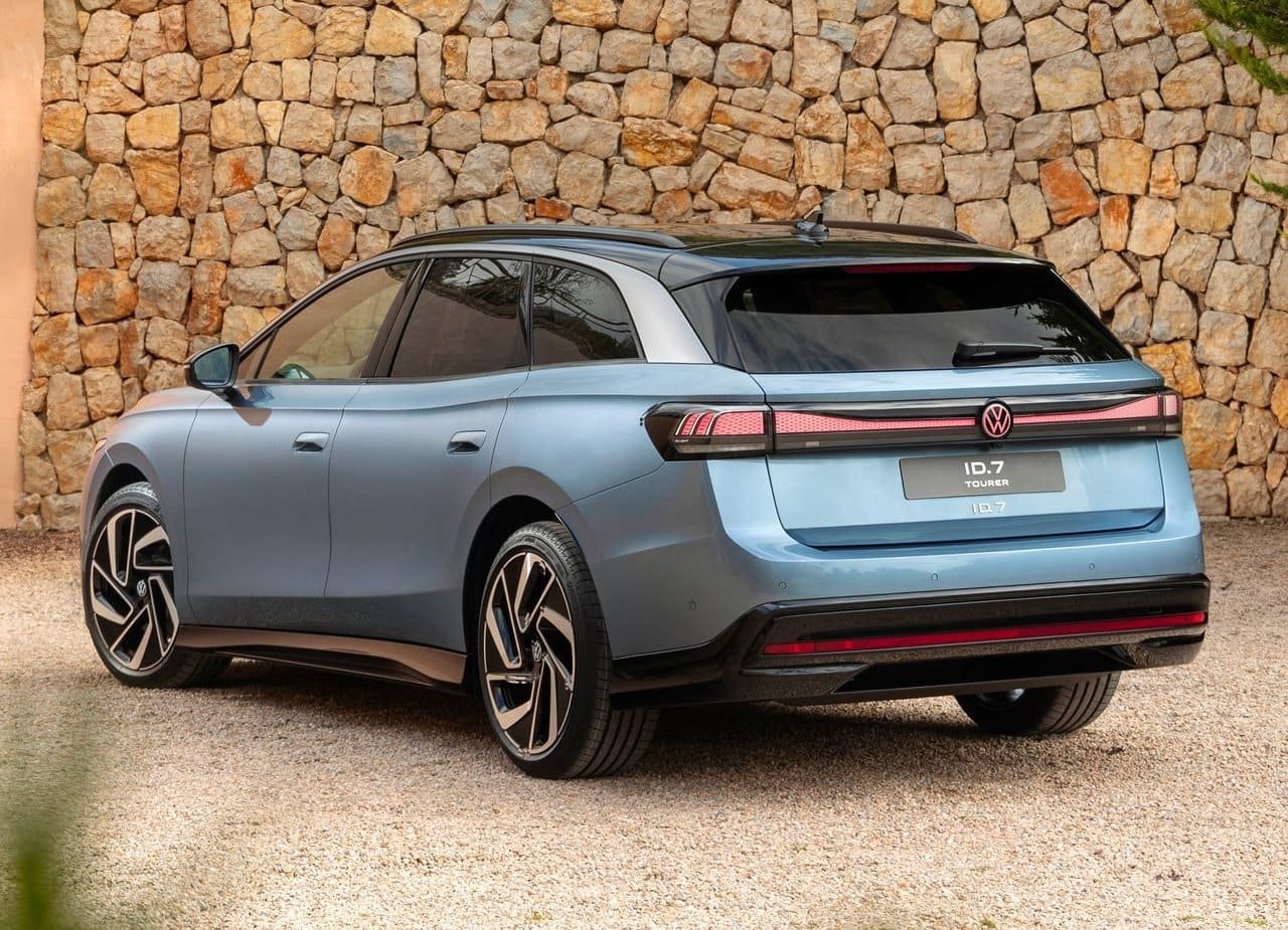 Volkswagen ID.7 Tourer 2025