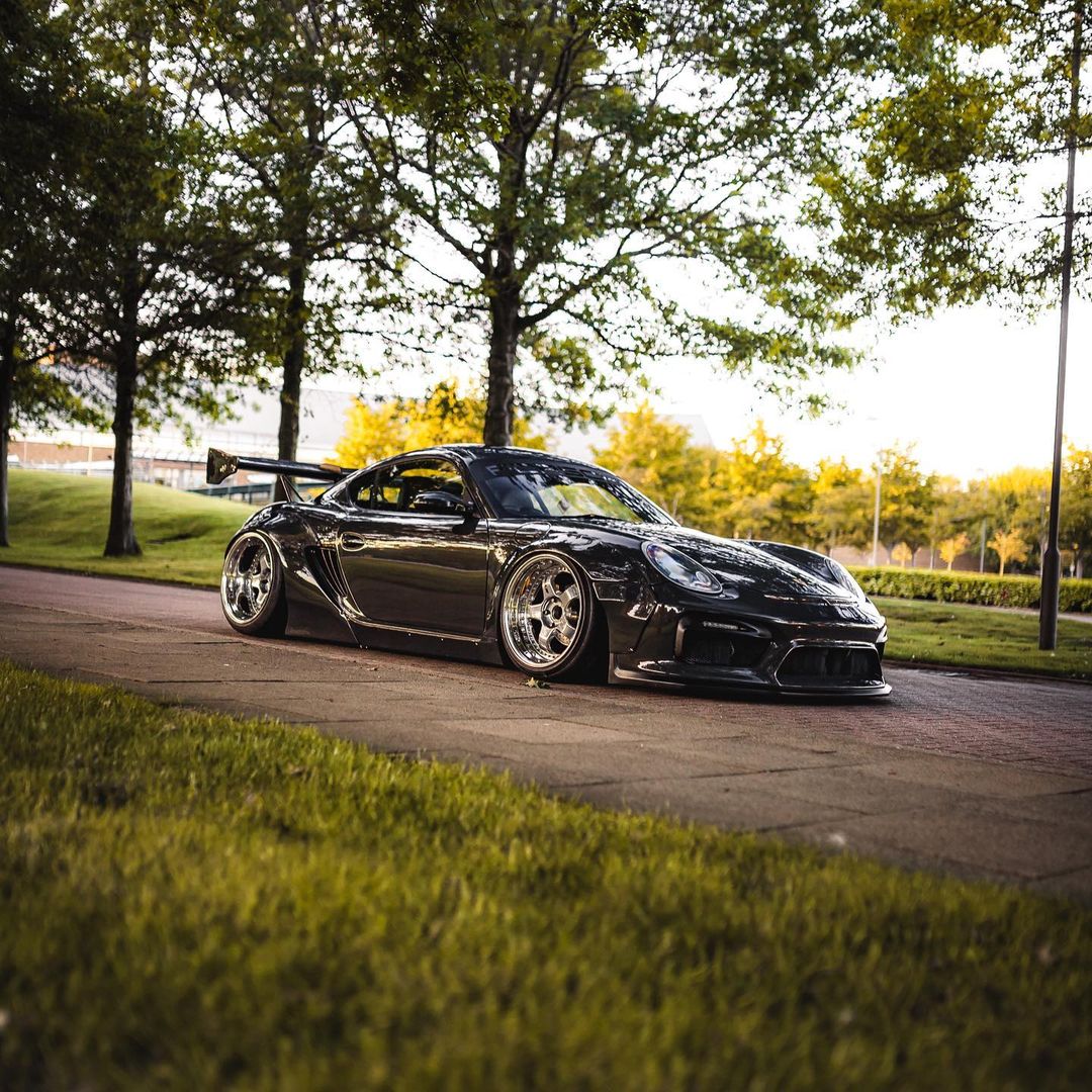 Porsche Cayman Pandem