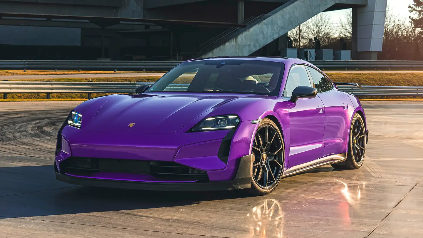 Porsche Taycan Turbo GT 2025