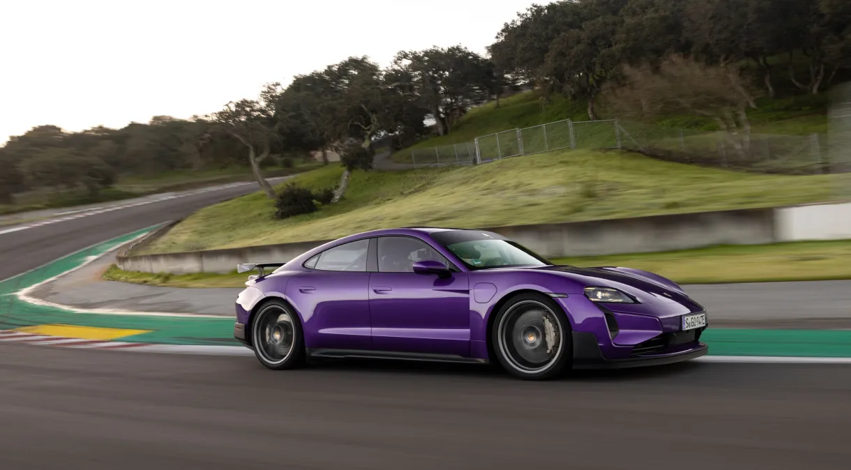 Porsche Taycan Turbo GT 2025