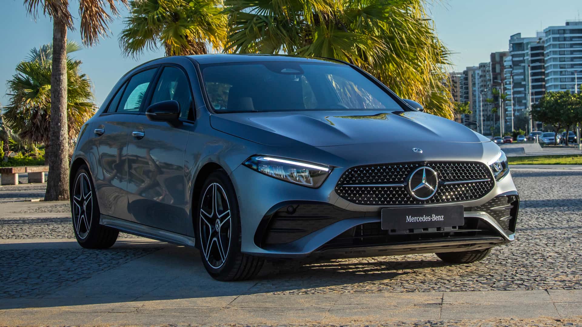 Mercedes-Benz-Classe-A-2023