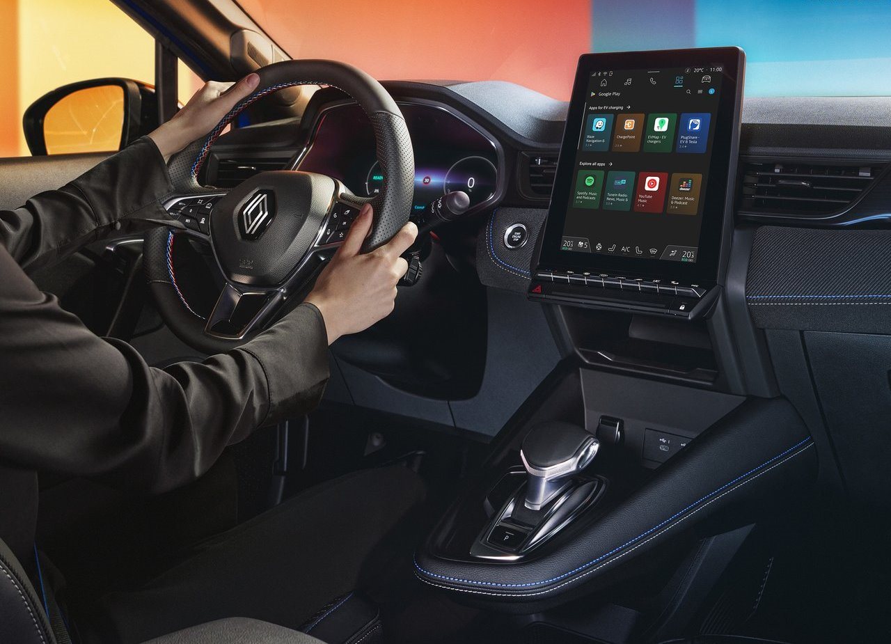 Renault-Captur-2025-frente-bancos-painel