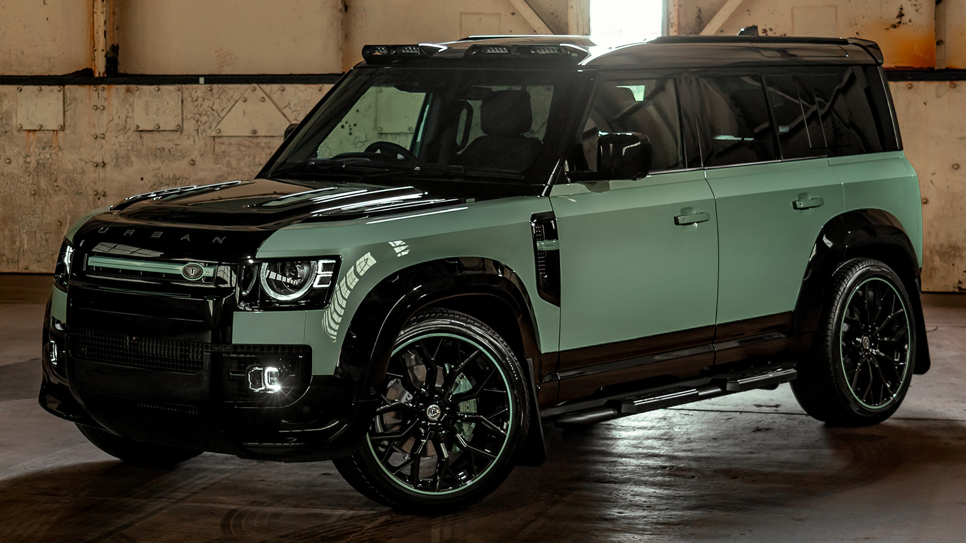 Land Rover Defender 110 Grasmere Green 75º aniversário