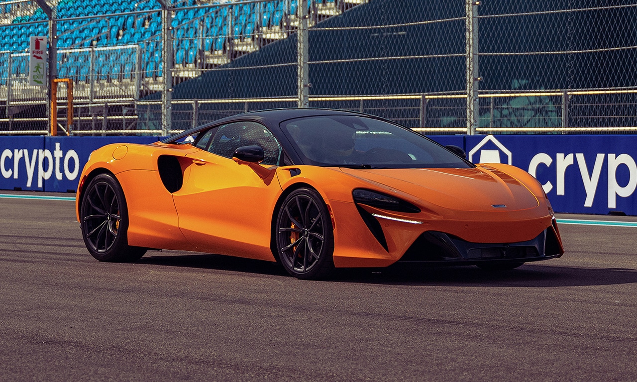 McLaren-Artura