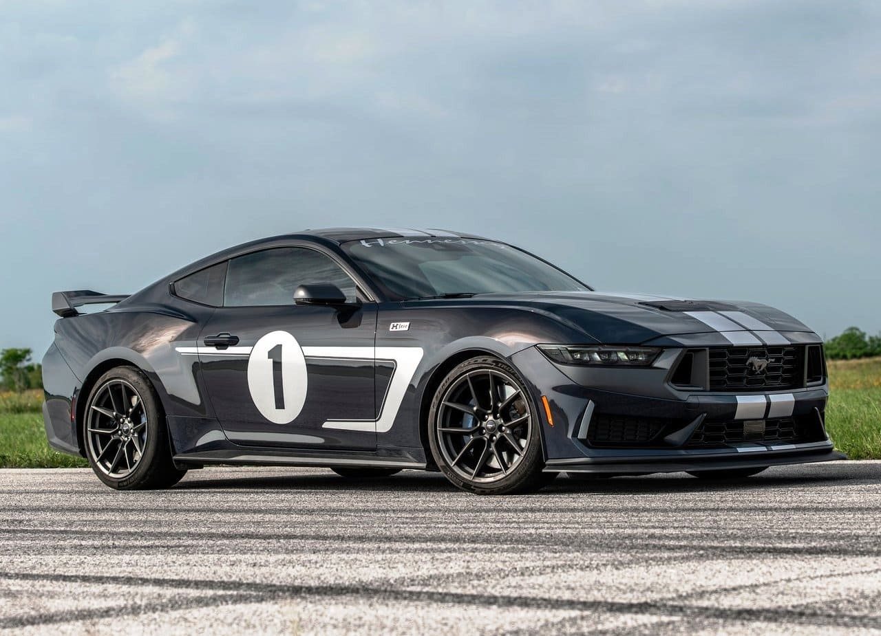 ford-mustang-dark-horse-by-hennessey
