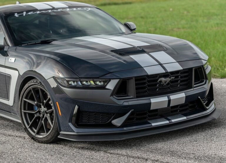 ford-mustang-dark-horse-by-hennessey