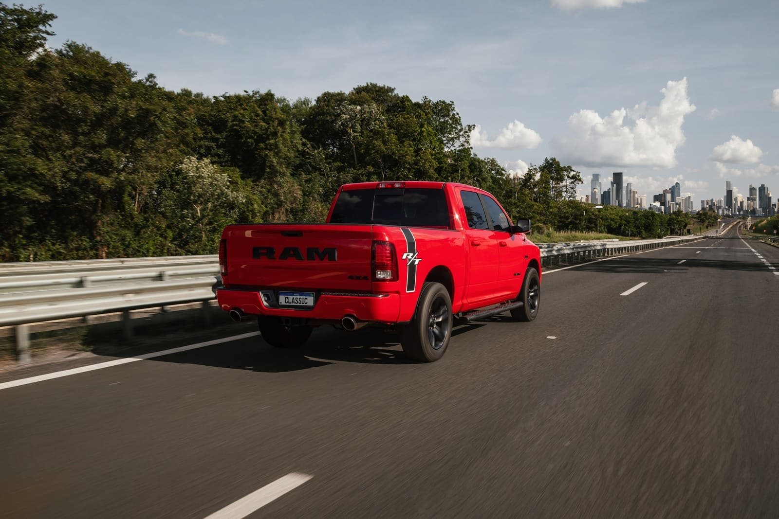 ram-classic-rt-2024