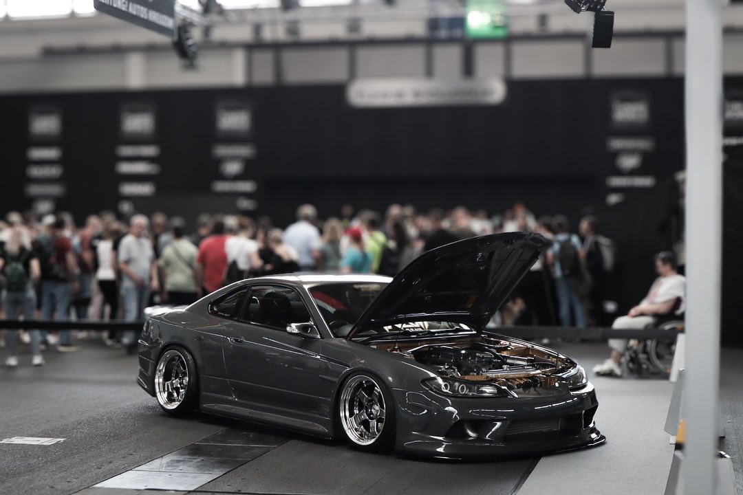 Nissan-Silvia-S15