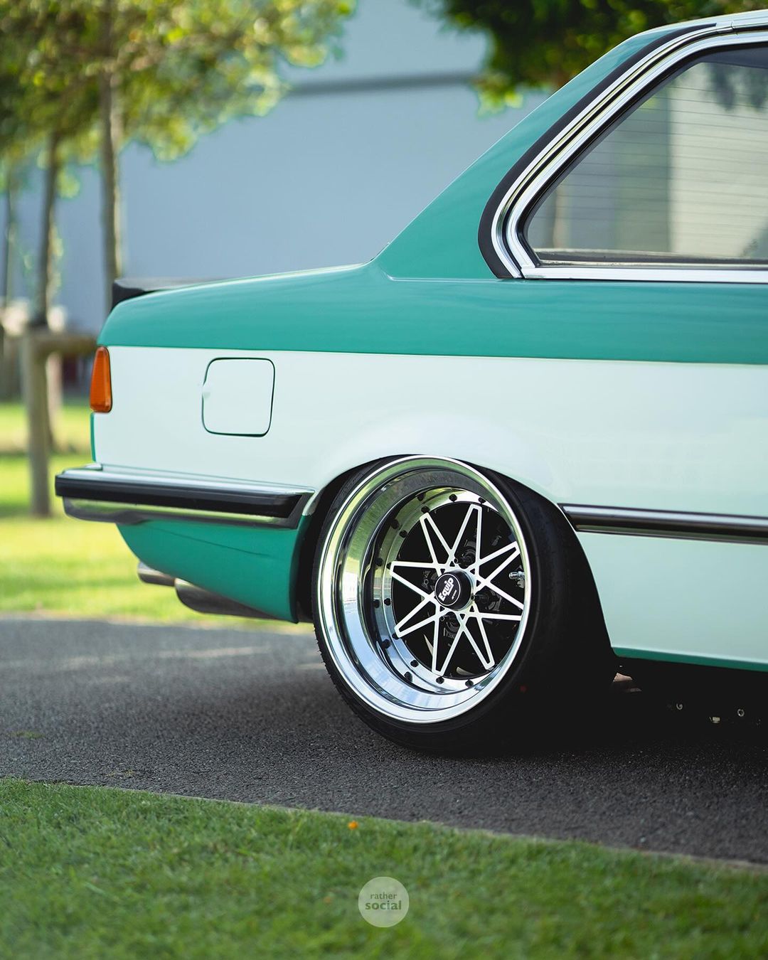 bmw-e21