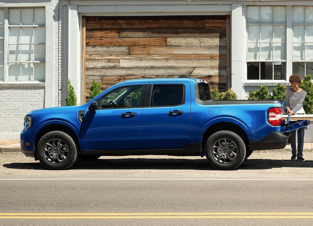 Ford Maverick 2025 traseira interior lateral