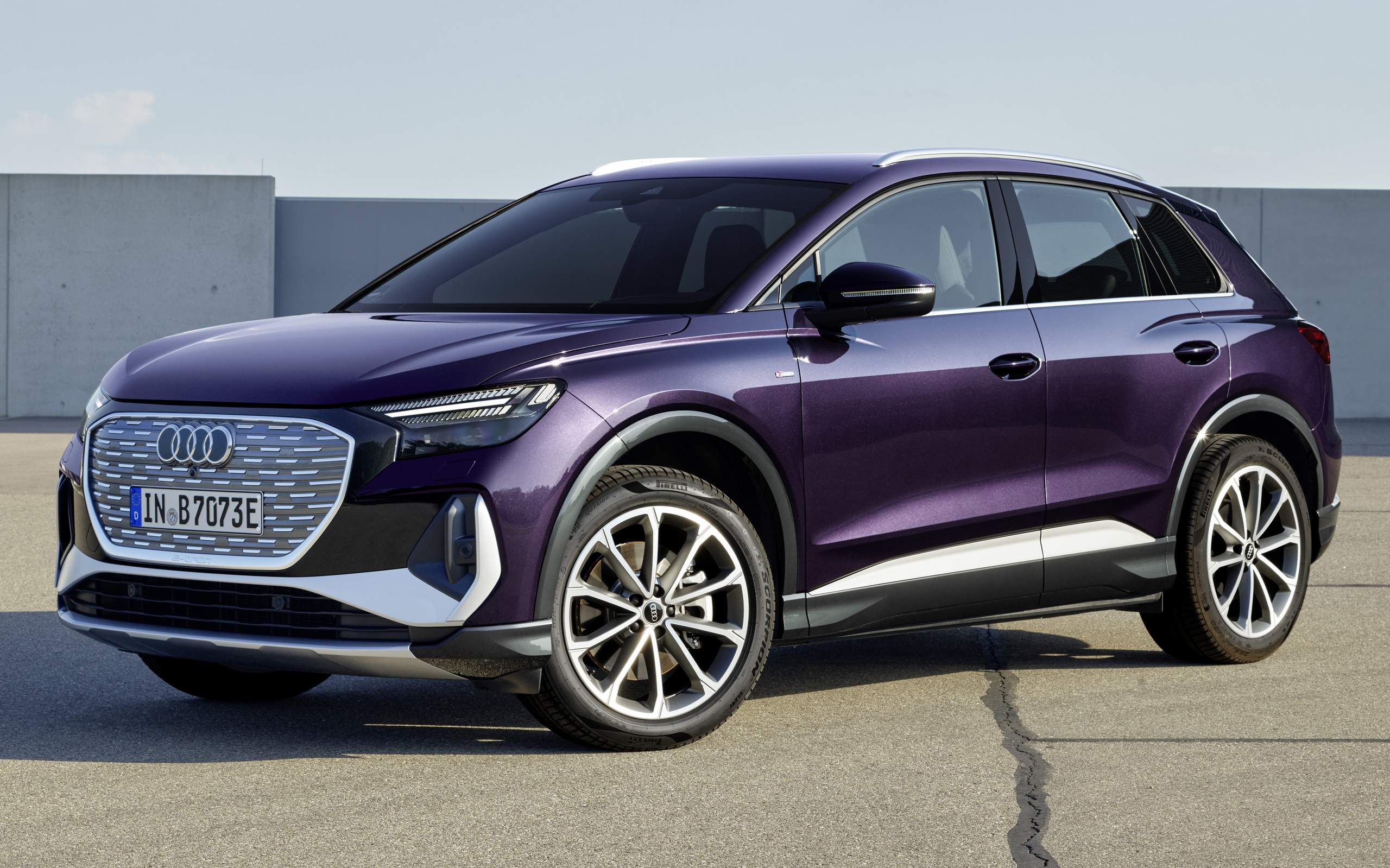 Audi-Q4-Audi-Q4-35-e-tron-2025