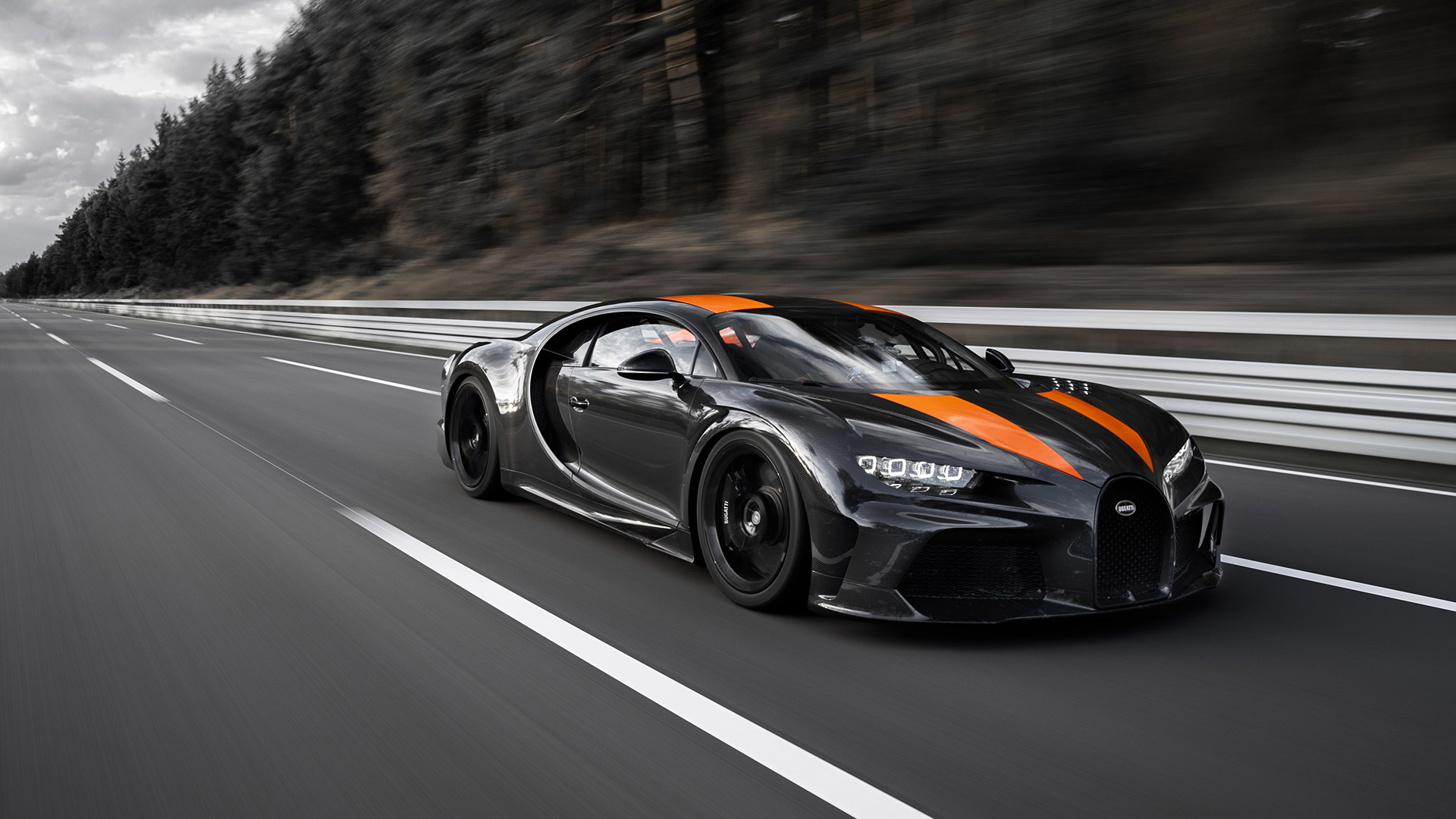 Bugatti-Chiron-Super-Sport-300