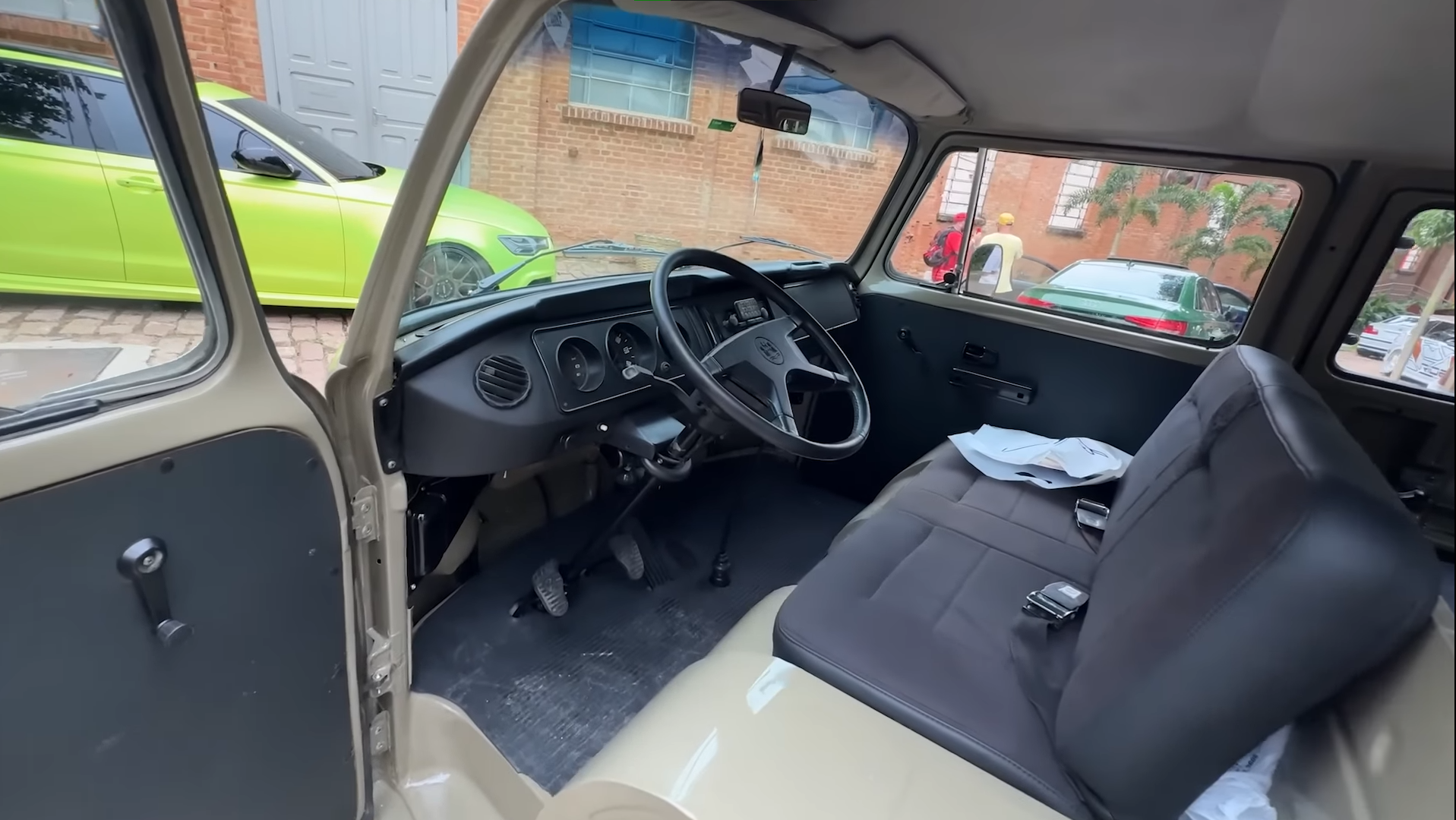 Kombi-Cabine-Dupla-1983
