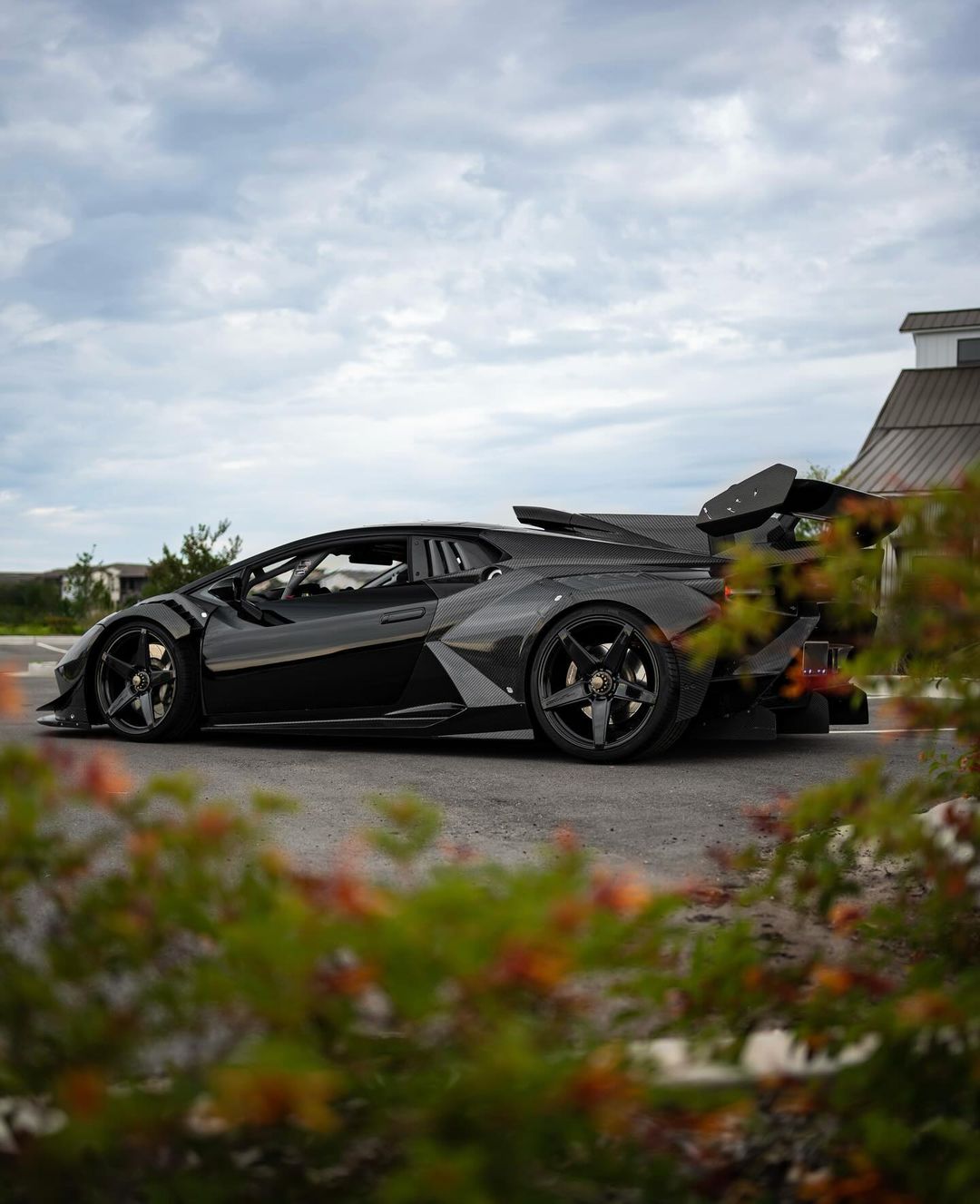 Lamborghini-Aventador
