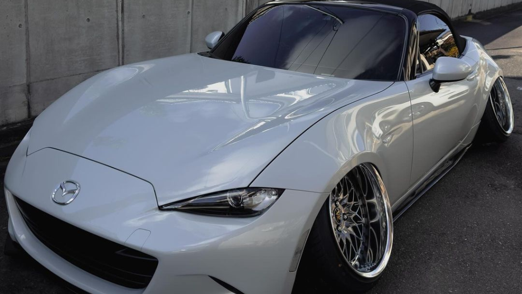 Mazda-MX-5-Miata
