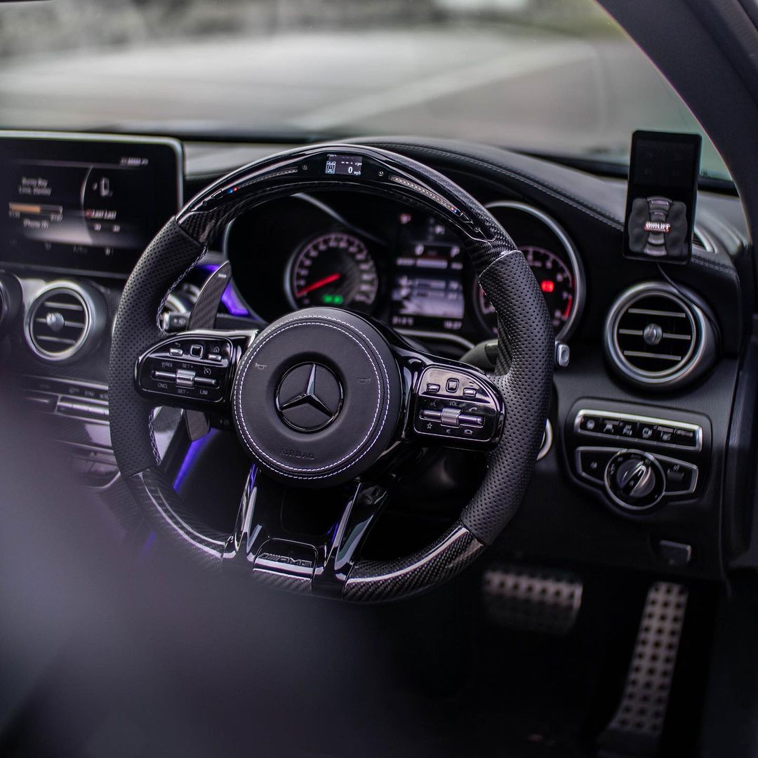 Mercedes-c63-AMG