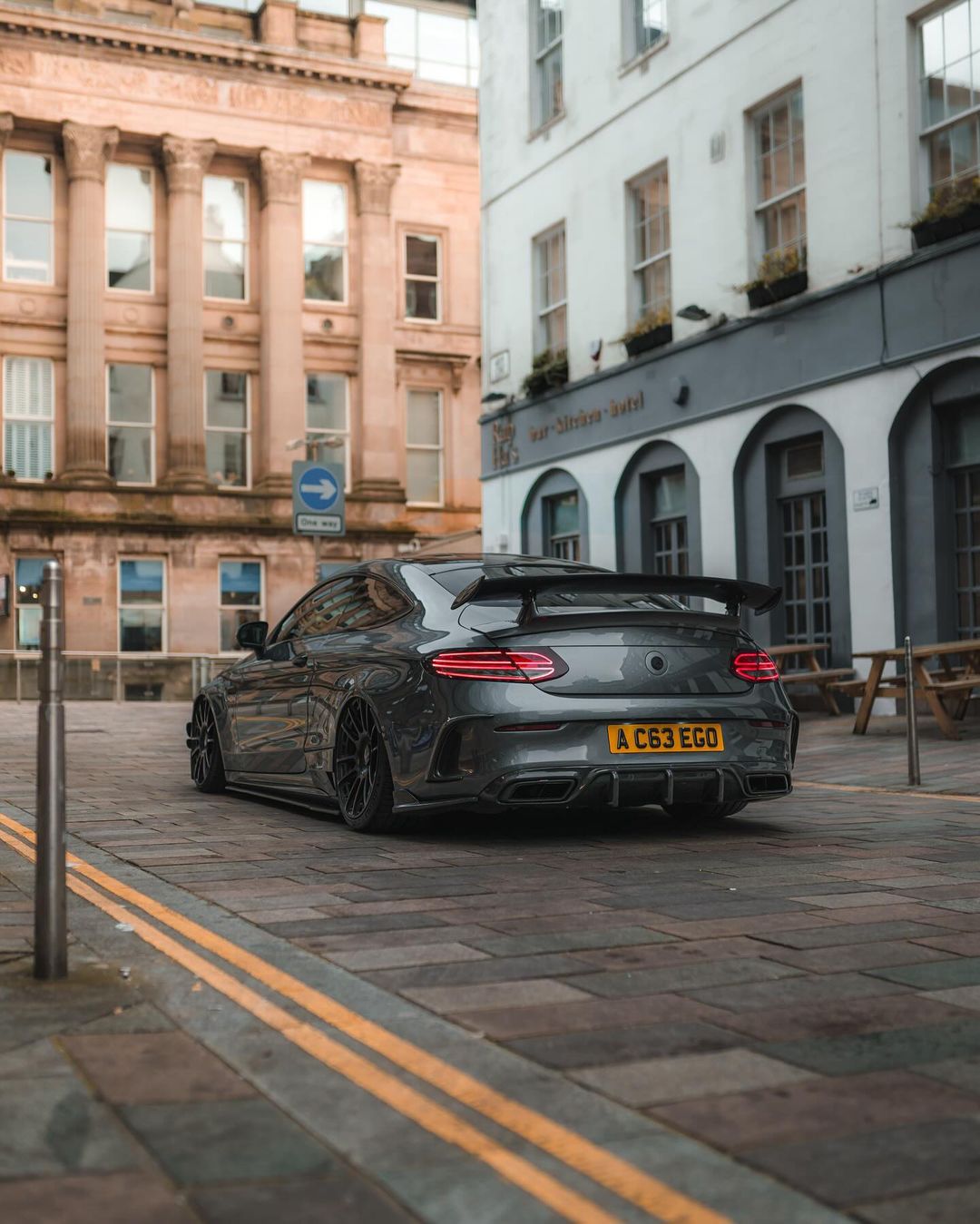 Mercedes-c63-AMG