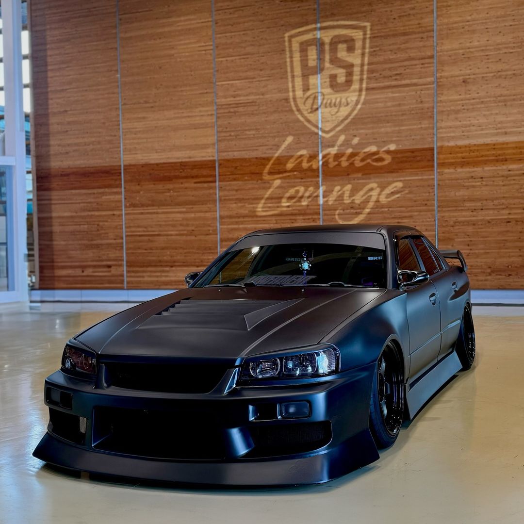 Nissan-Skyline-R34