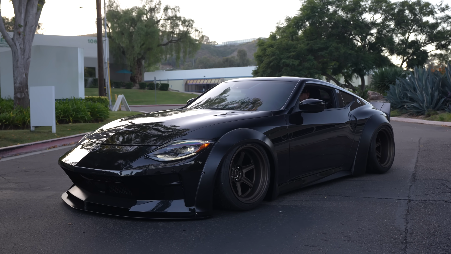 Nissan-Z