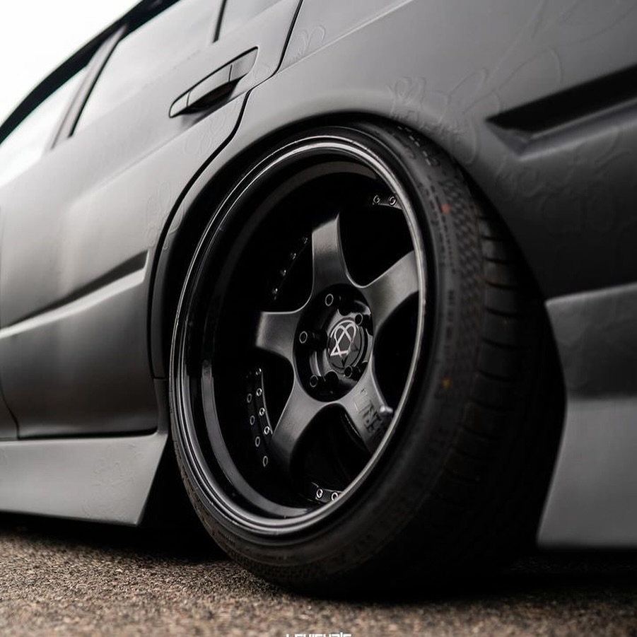 Nissan-skyline-r34