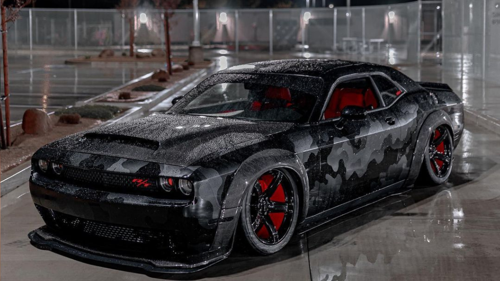 Dodge-Challenger-R/T