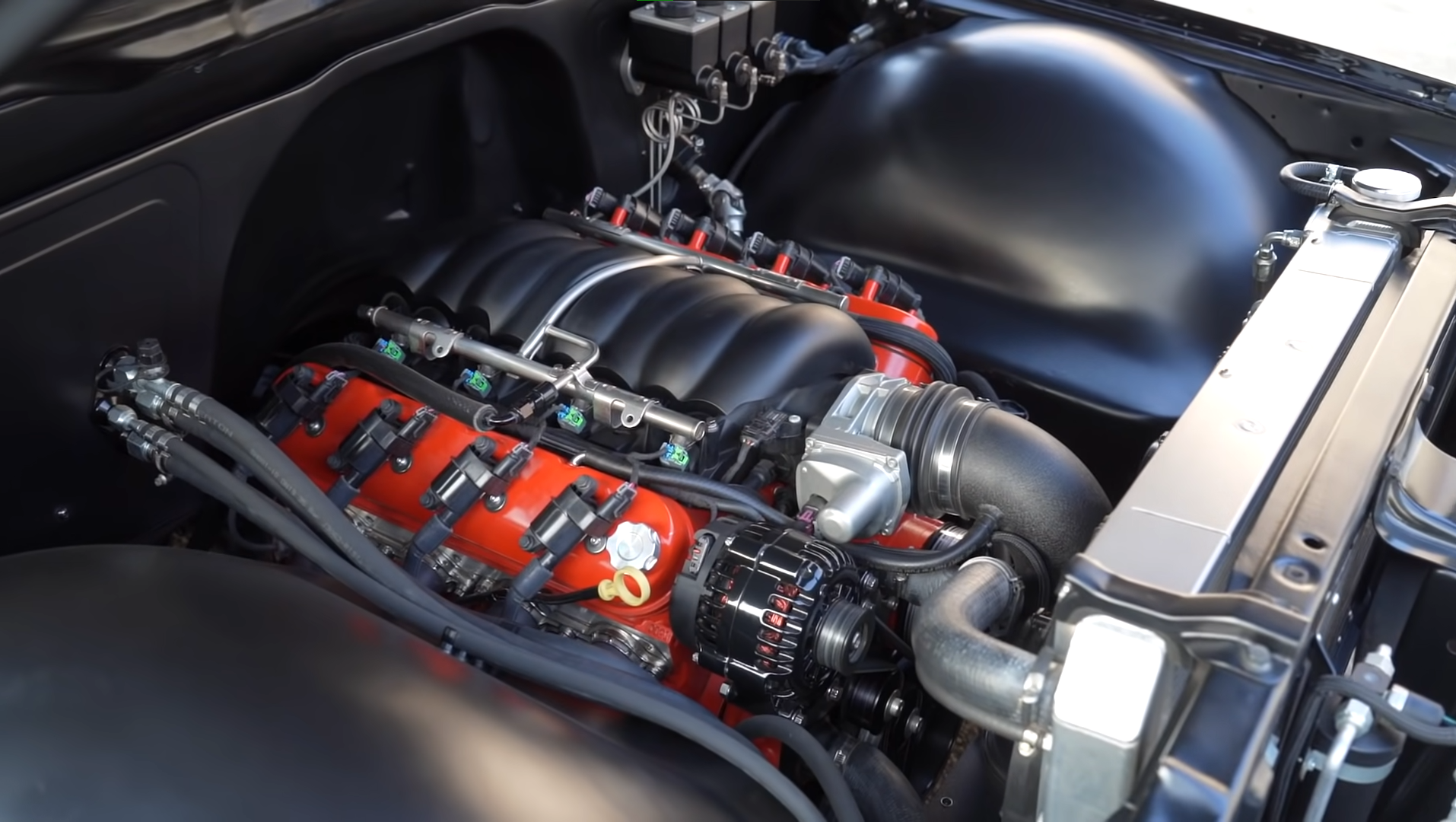 Chevy C10 Pro-Touring motor
