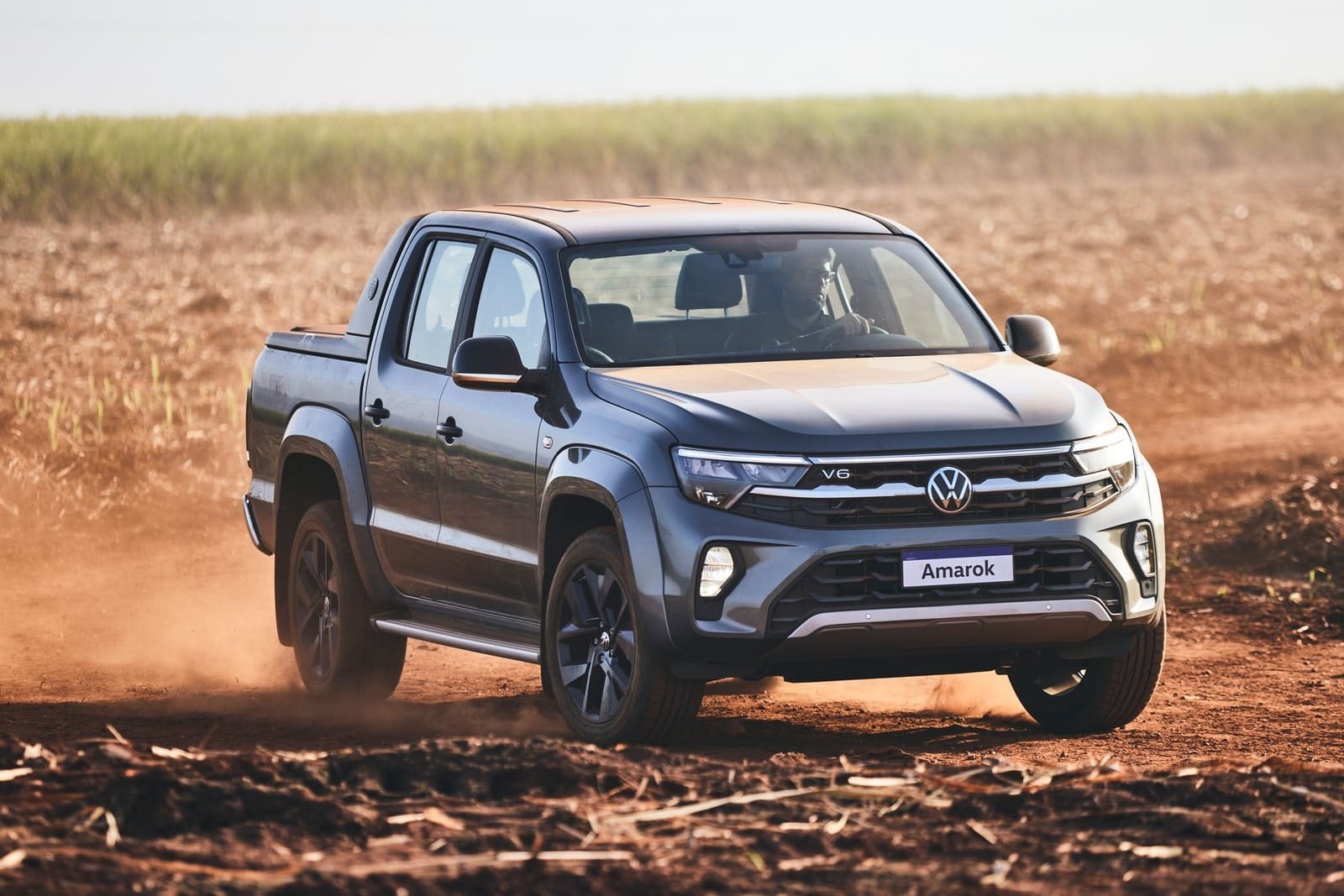 Volkswagen-Amarok-V6-2025 (1)