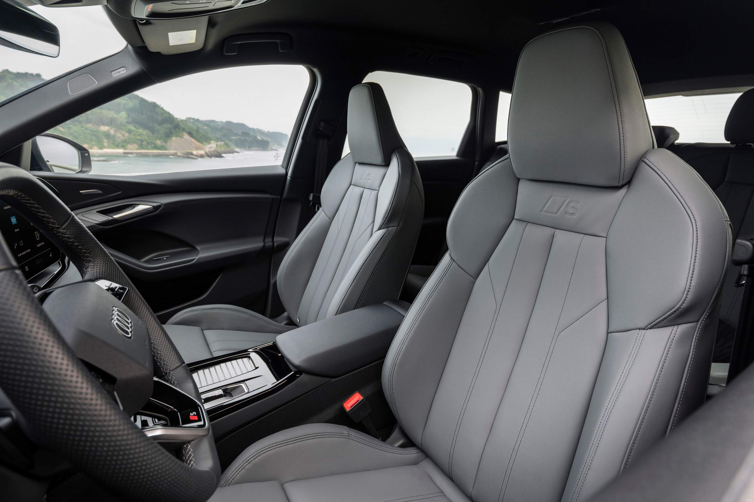 bancos do audi q6 etron