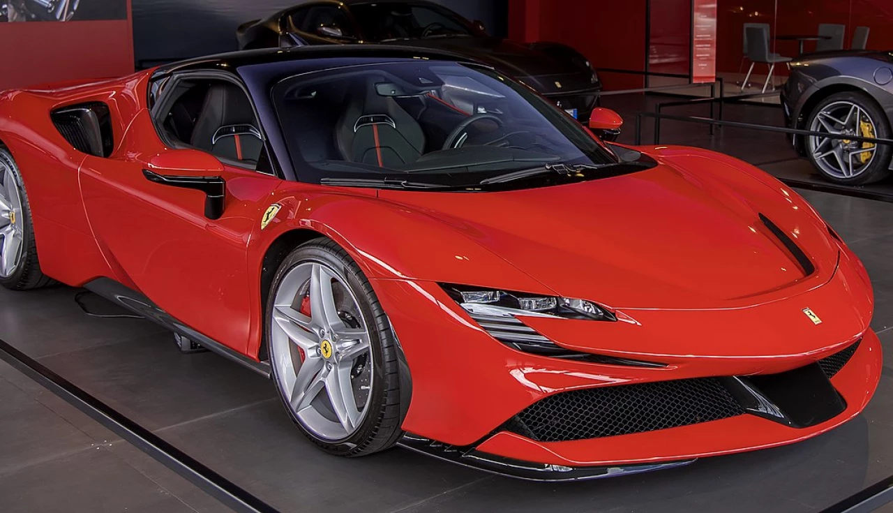 Ferrari SF90 Stradale