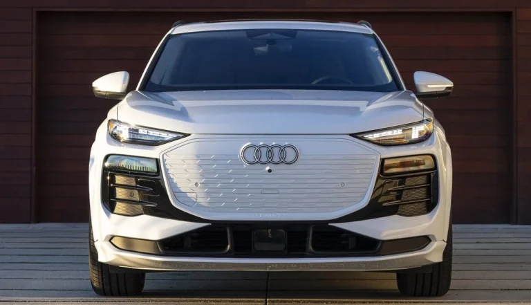 audi-q6-e-tron-2025