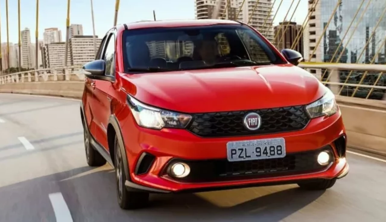 fiat-argo-2025-pre--o-consumo-exterior-interior-potencia