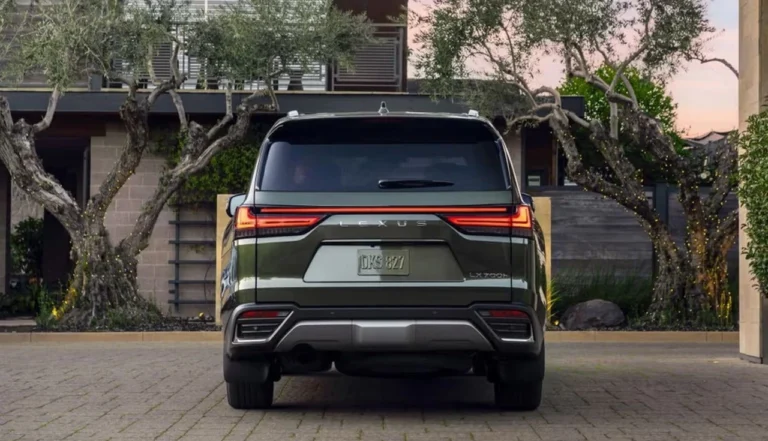 lexus-lx-700h-2025