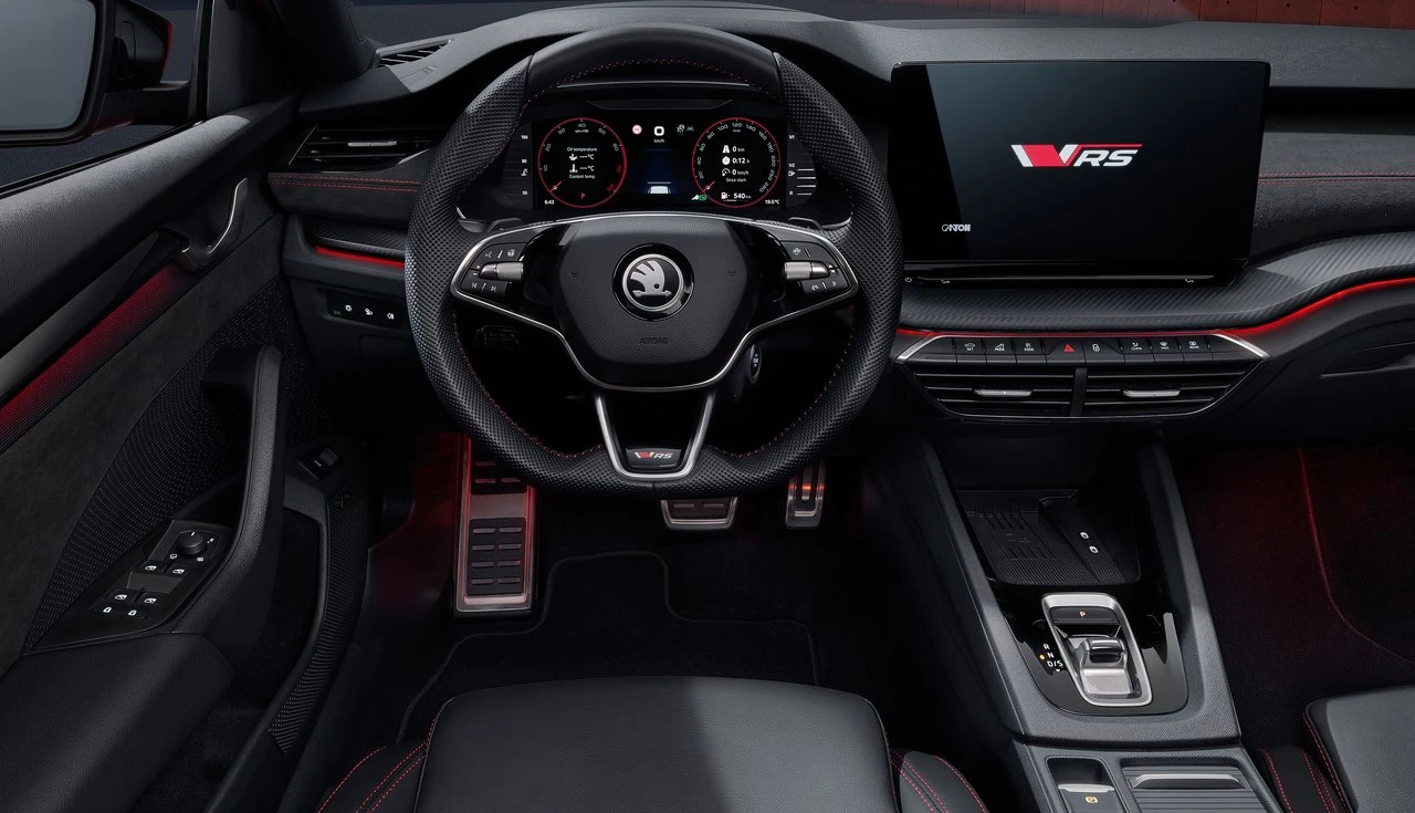 skoda-octavia-rs-2025