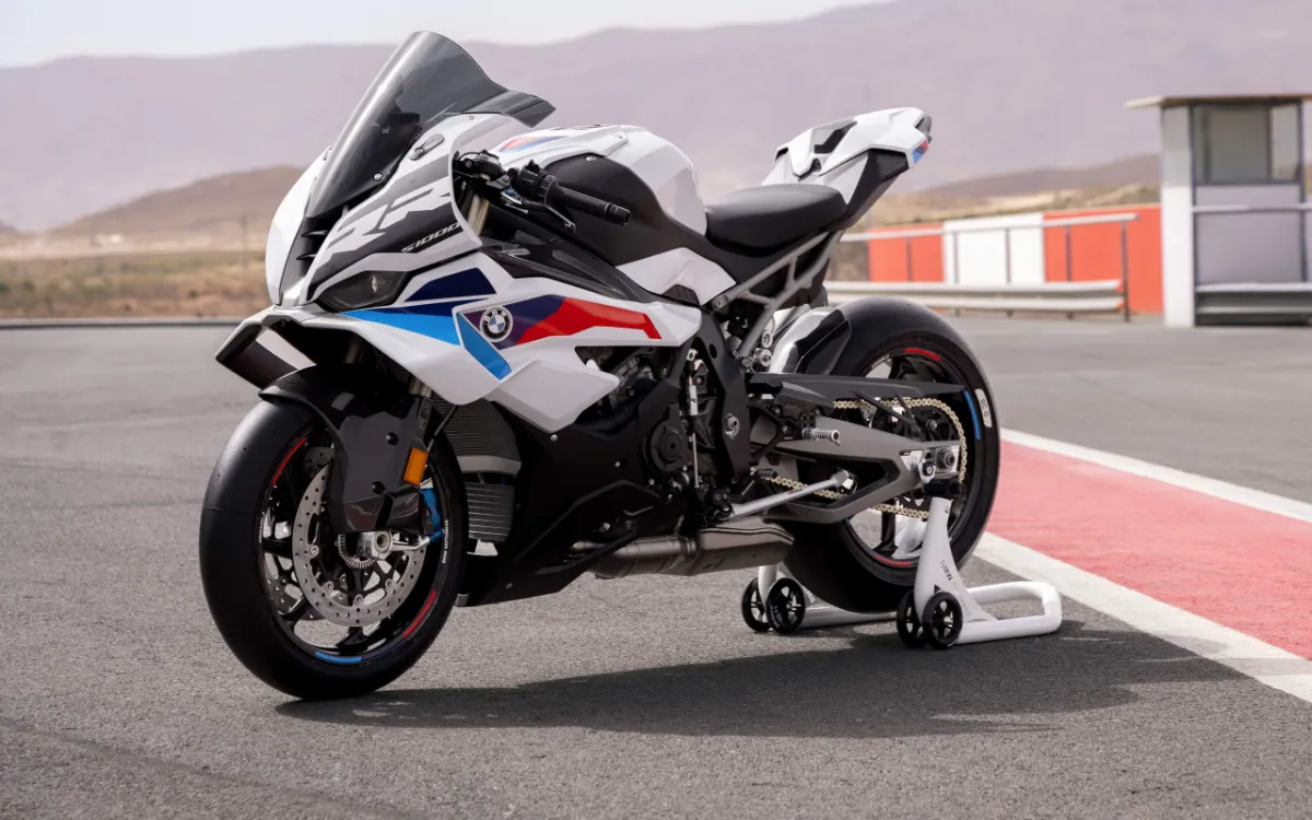 BMW-S-1000-RR-2026