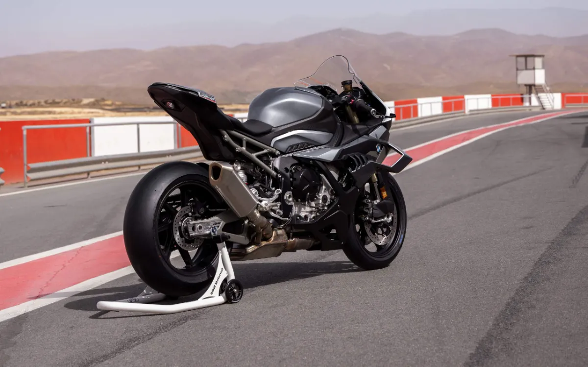 BMW-S-1000-RR-2026