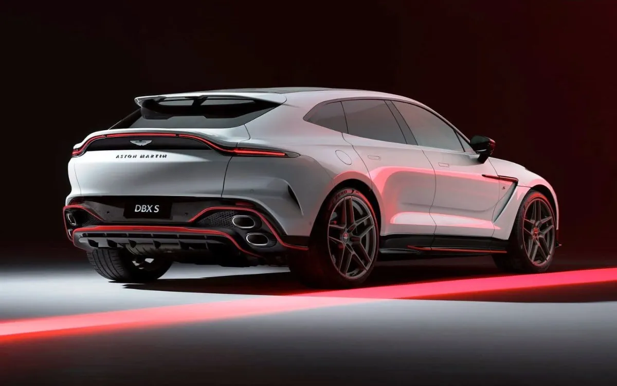 aston-martin-dbx-s-2026-design-exterior