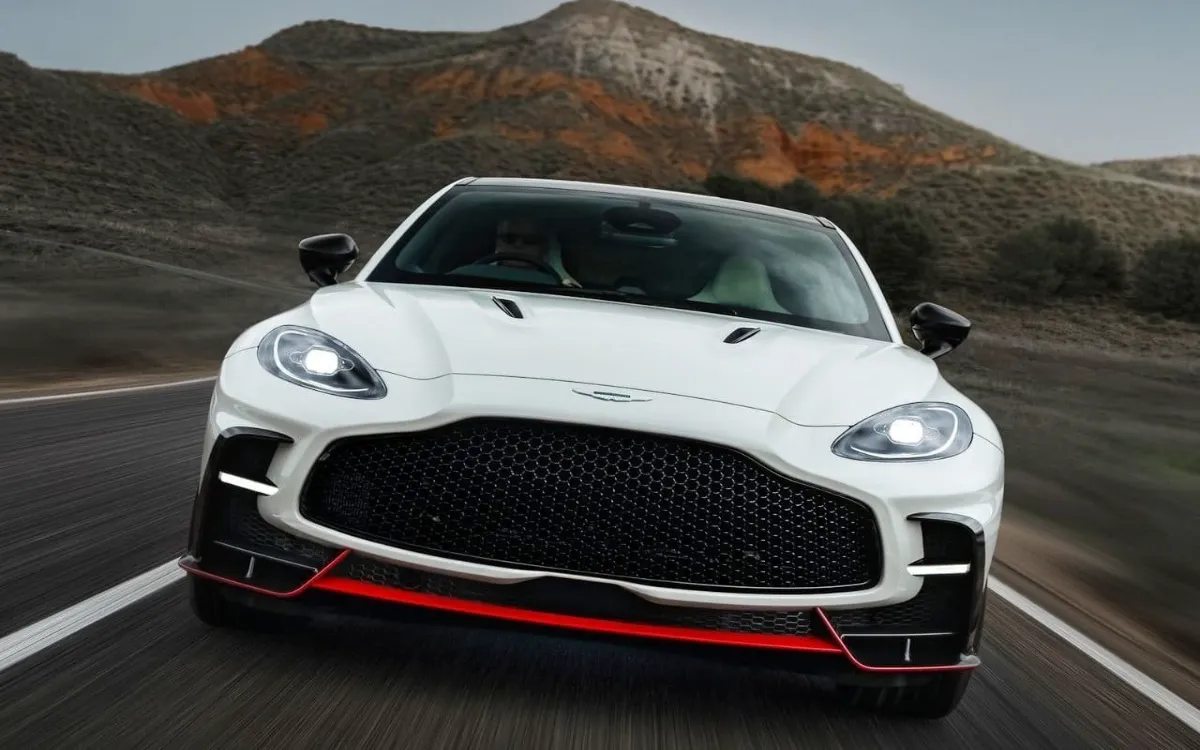 aston-martin-dbx-s-2026 (3)