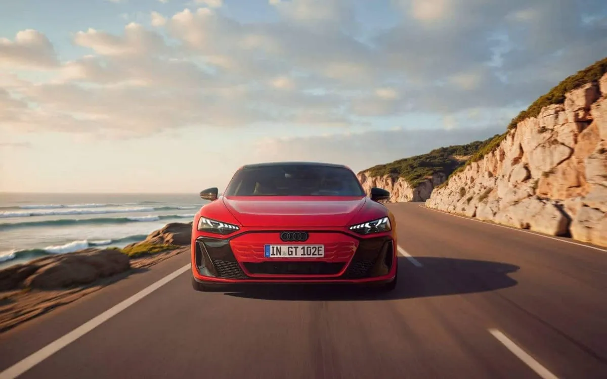 audi-e-tron-gt-quattro-2025-design-exterior-interior-2