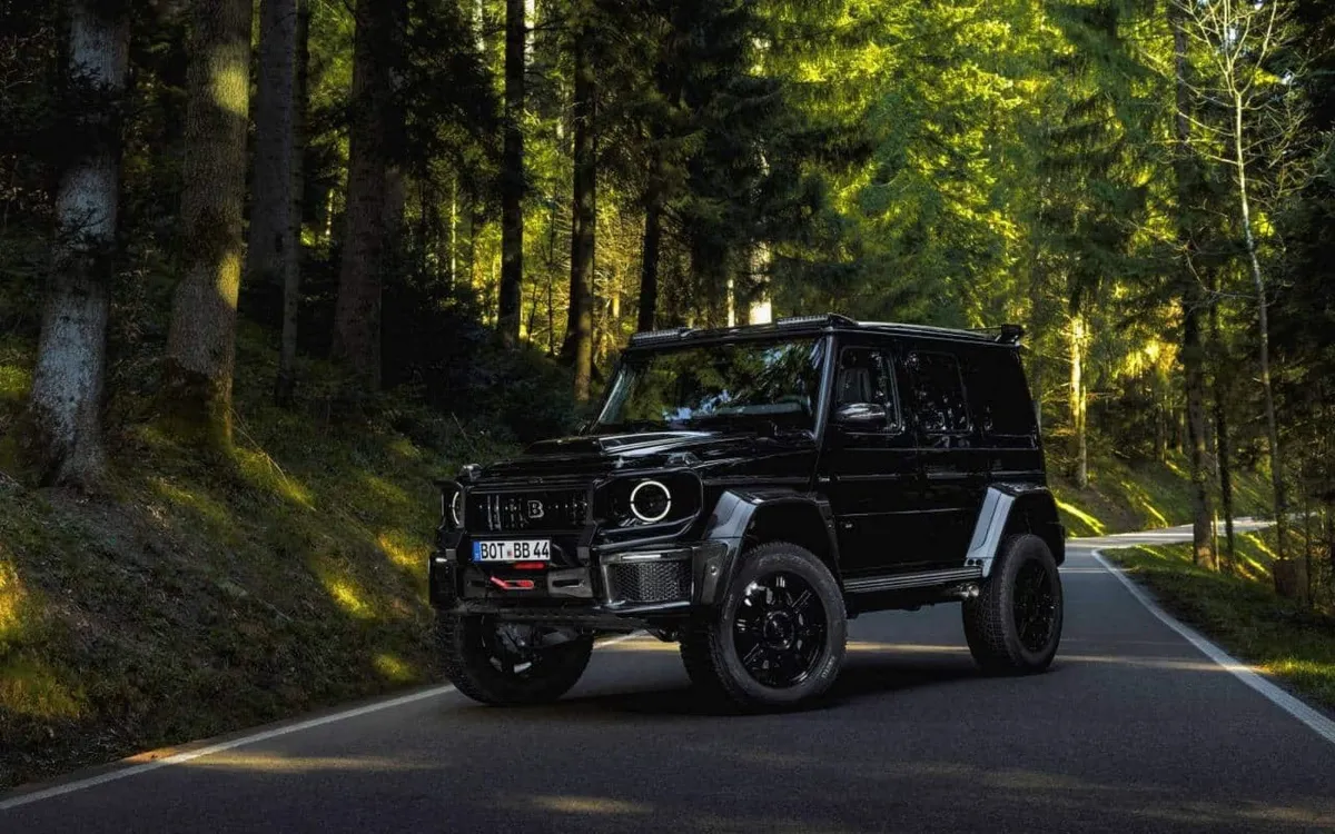 mercedes-amg-g63-brabus-xl800-design-exterior-interior-2